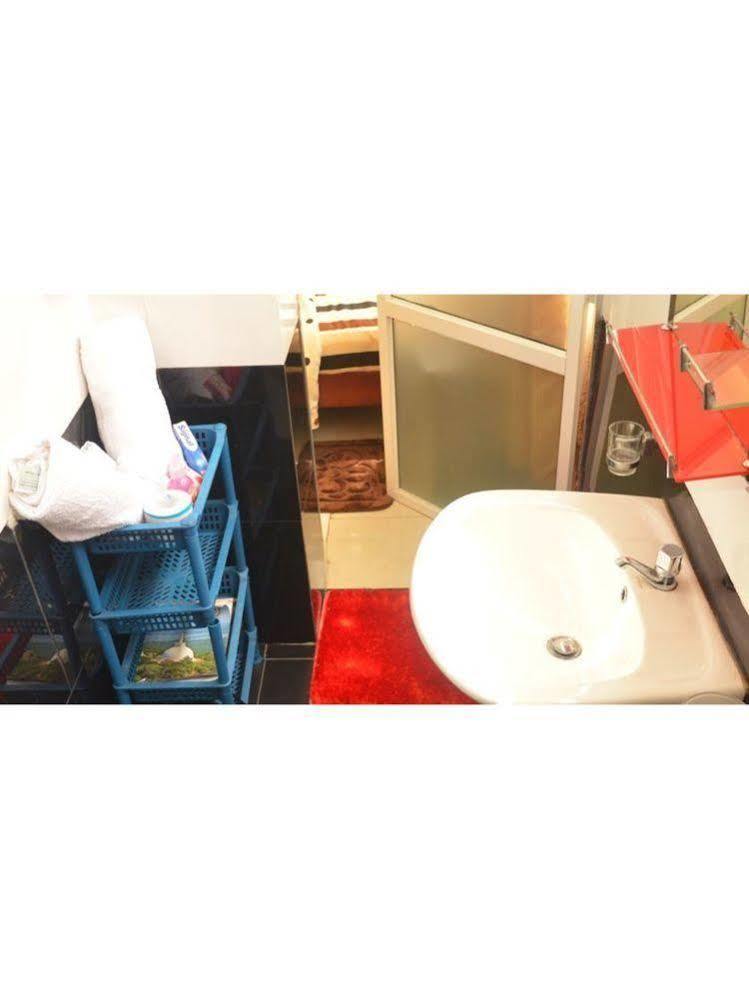 Appartement Frangipani à Dehiwala-Mont Lavinia Extérieur photo
